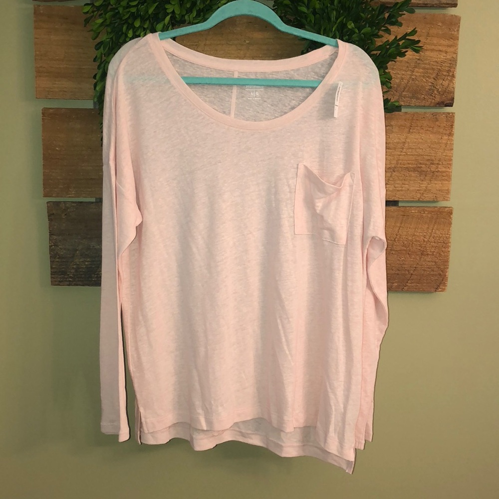 long sleeved baby pink top